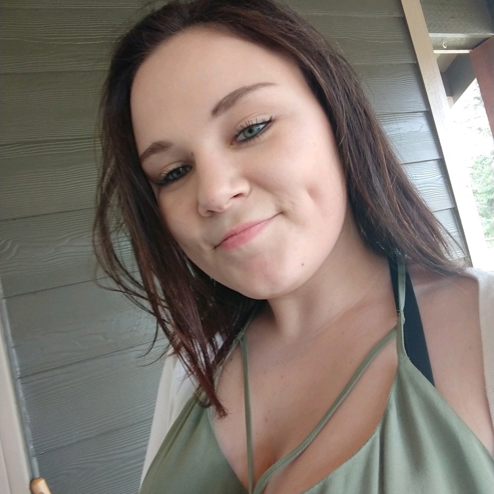 Meet your Posher, Maddy